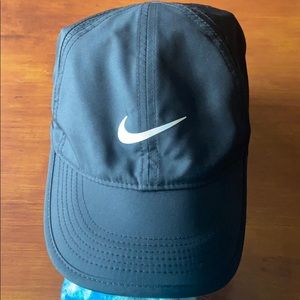 Nike Dri-Fit Featherlight Hat